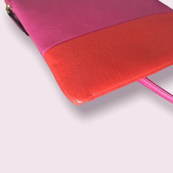 Colorblock Crossbody Bag - Picture 4 of 8